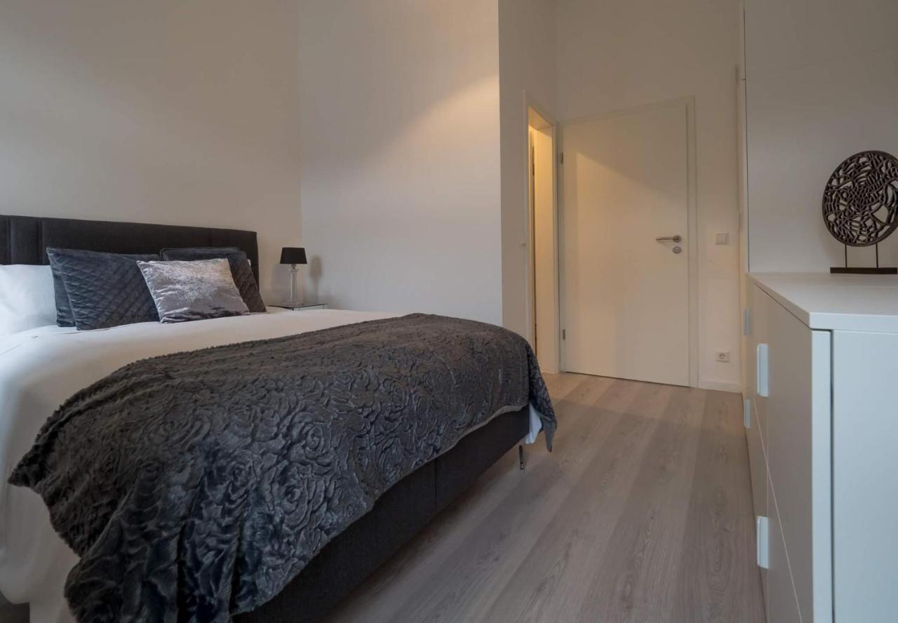 Executive Double Room With En-Suite City Centre In Guest House R1 Luxembourg Exterior photo